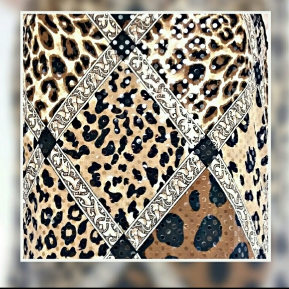 Forever 21 Animal Print Sequinned Top Size Medium - Picture 3 of 4